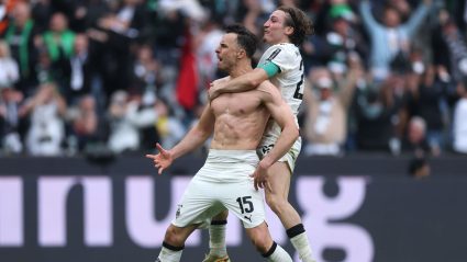 Haris Tabakovic Aibeba Borussia Monchengladbach Wakiifunga Borussia Dortmund