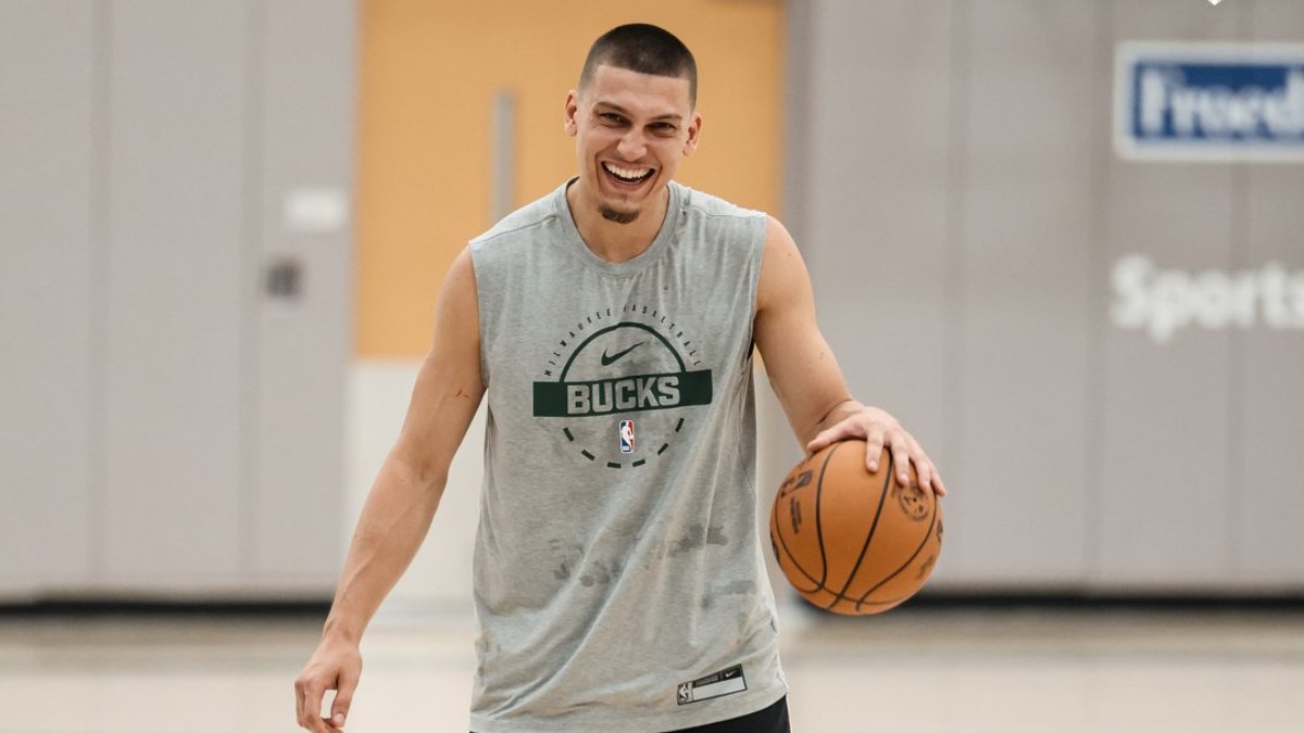 Tyler Herro Na Safari Mpya Ndani Ya Milwaukee